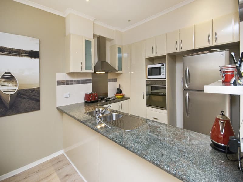 1 Ferrier Grove, Bonbeach, Bonbeach - Thumbnail 4
