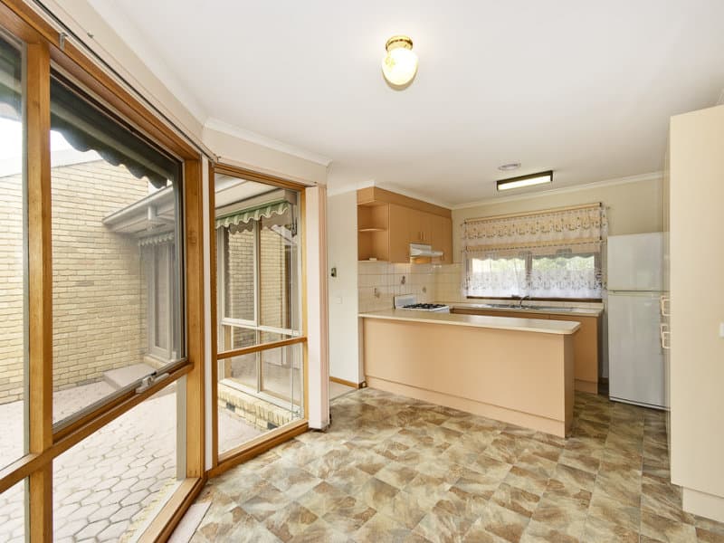 42 Randall Avenue, Chelsea, Chelsea - Thumbnail 2