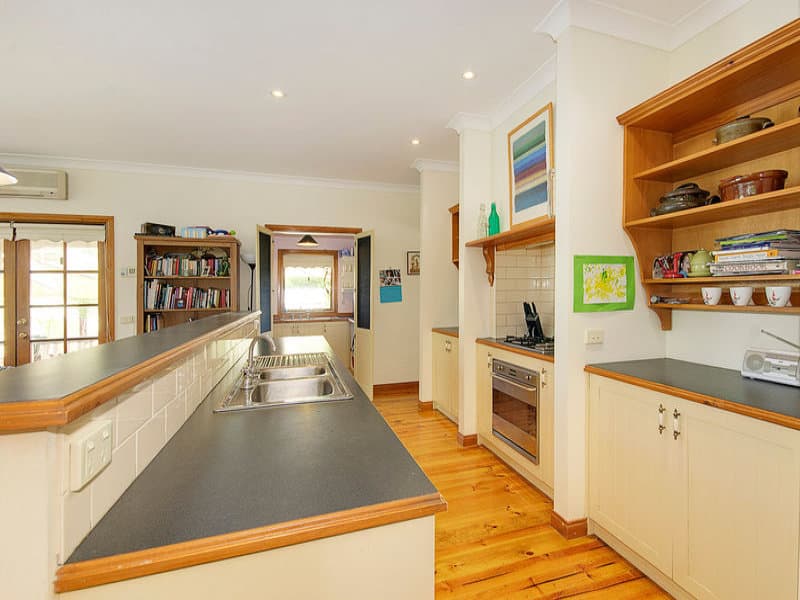63 The Boulevard, Narre Warren South, Narre Warren South - Thumbnail 5