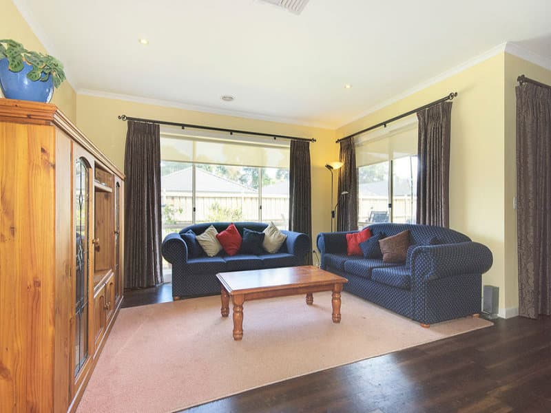 50 Sussex Avenue, Cranbourne North, Cranbourne North - Thumbnail 4