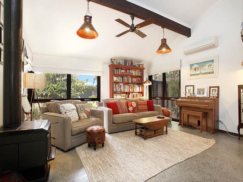 8 Baxter Court, Chelsea, Chelsea - Thumbnail 2