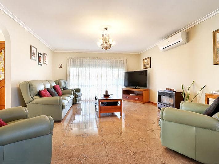 2 Emily Court, Clarinda, Clarinda - Thumbnail 2