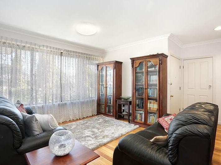 13 Percy Street, Noble Park, Noble Park - Thumbnail 2