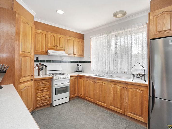 13 Percy Street, Noble Park, Noble Park - Thumbnail 4