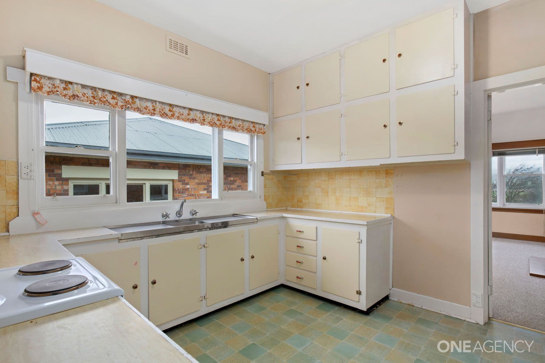 319 West Tamar Road, Riverside, Riverside - Thumbnail 7