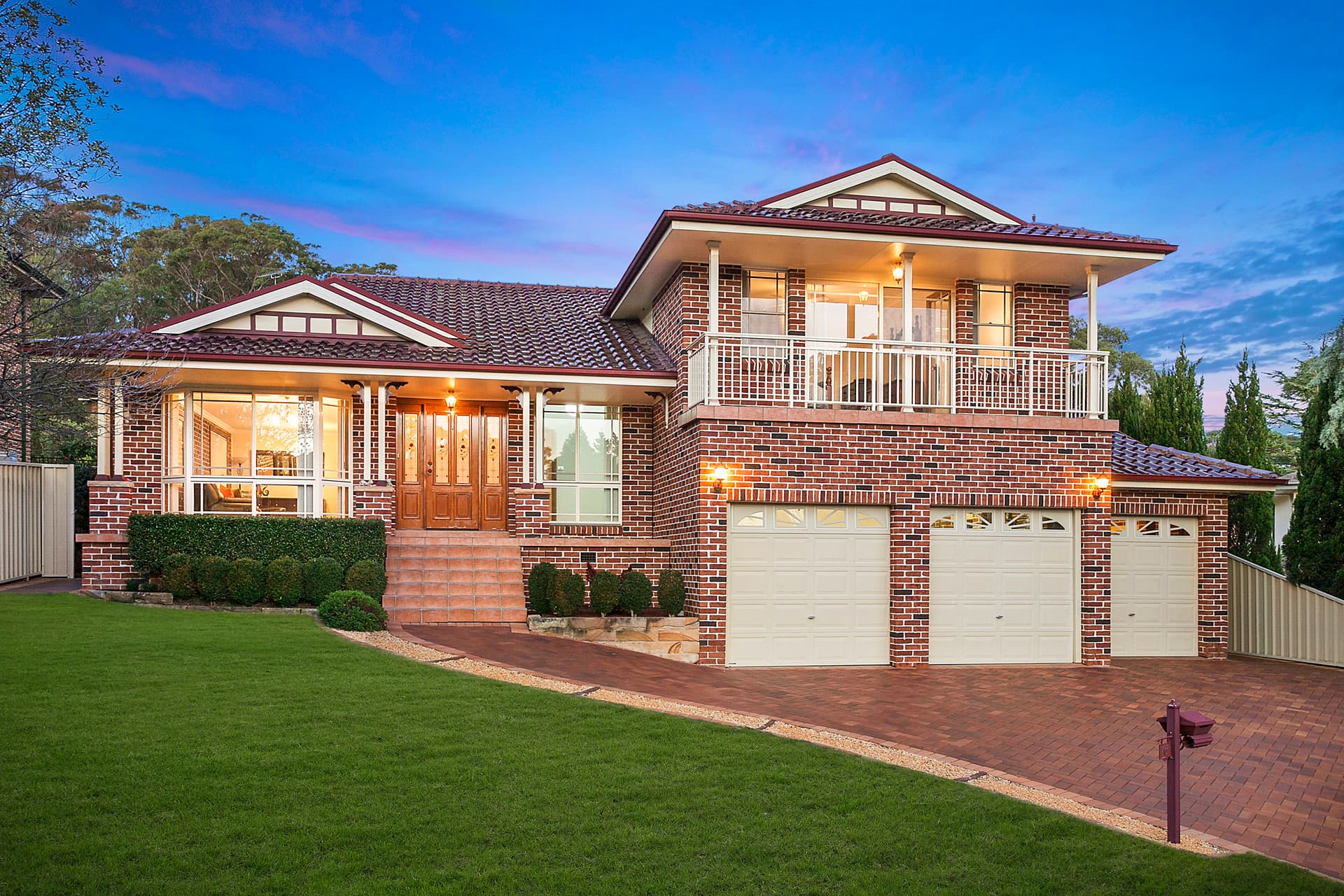 6 Tabard Place, Illawong, Illawong - Image 1