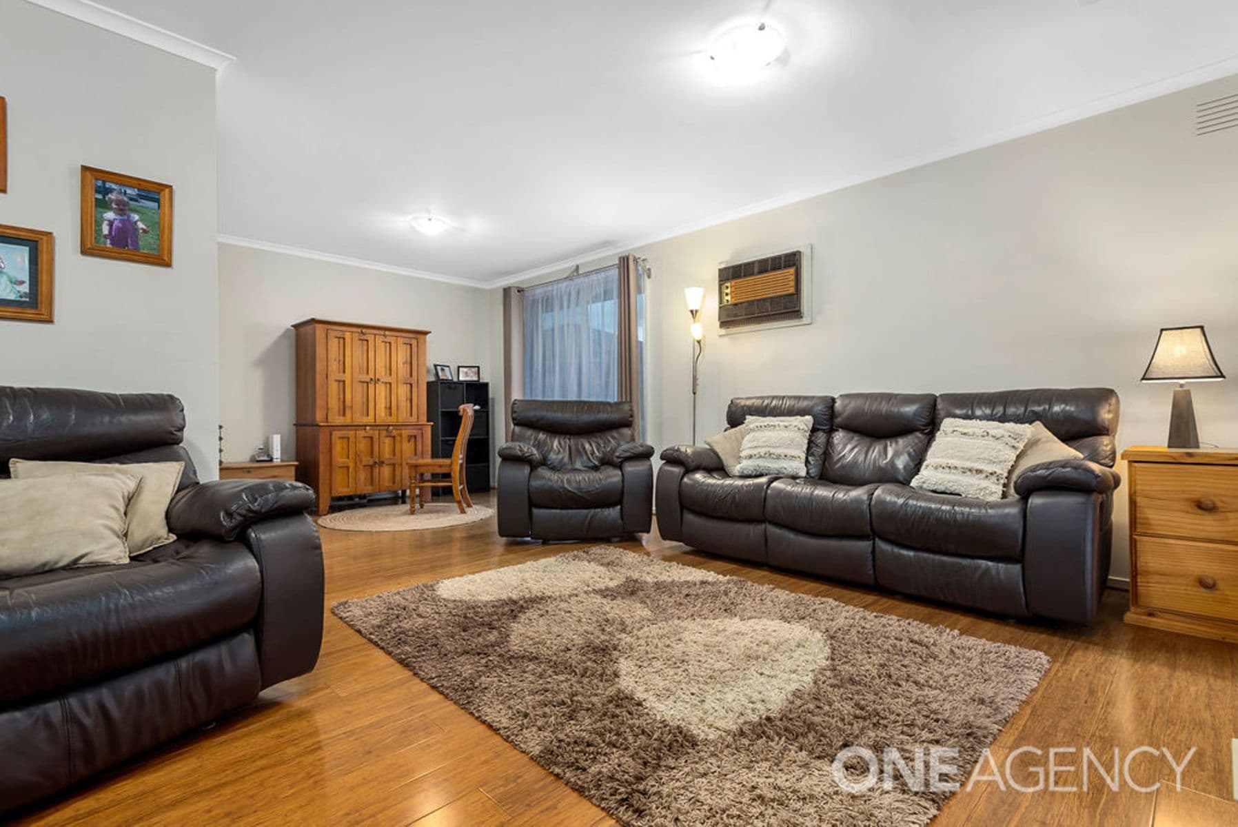 32 Dunrossil Drive, Sunbury, Sunbury - Thumbnail 6
