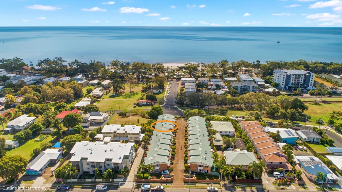 7/178 Torquay Road, Scarness, Scarness - Image 1