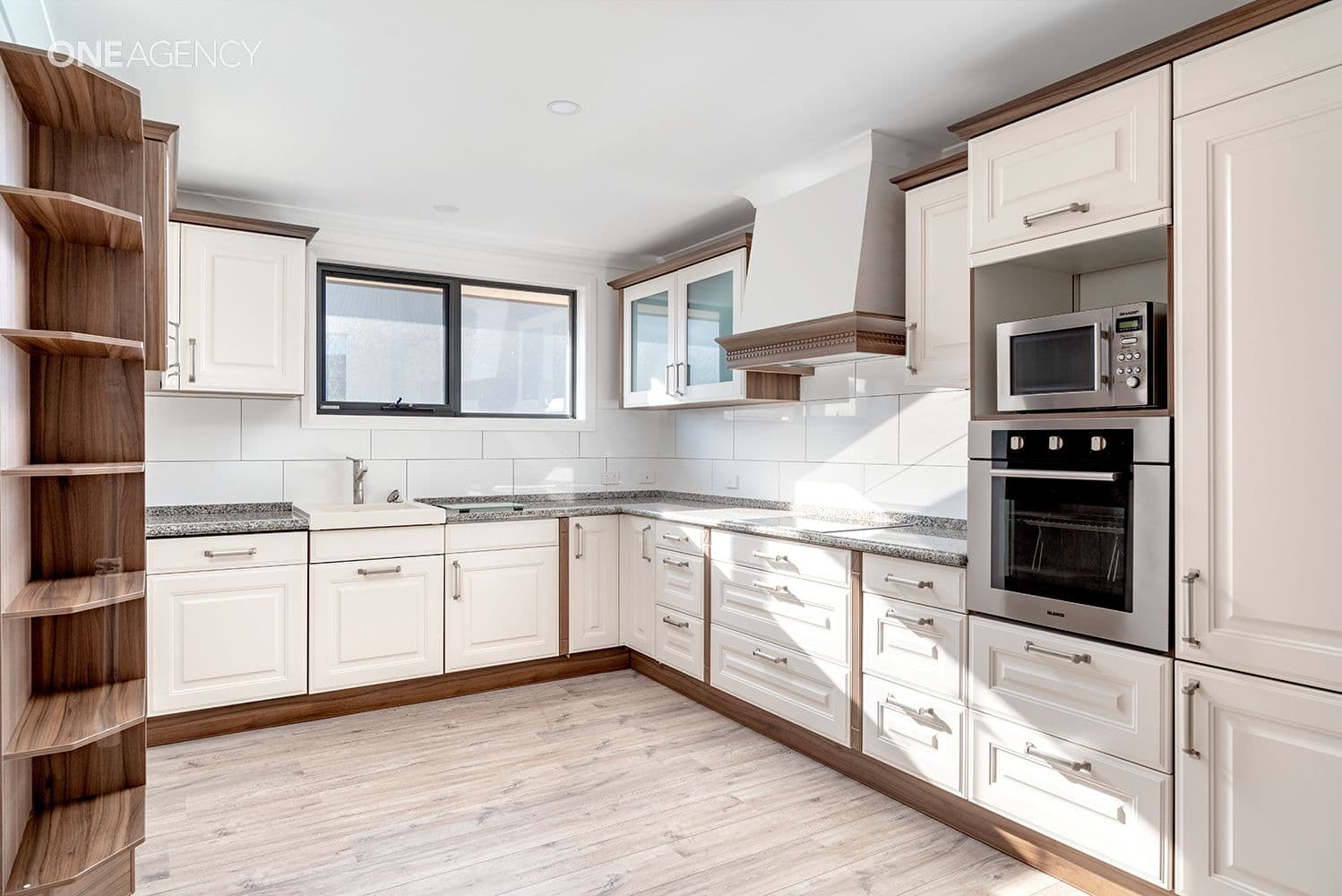 18 Cardinal Court, Park Grove, Park Grove - Thumbnail 4