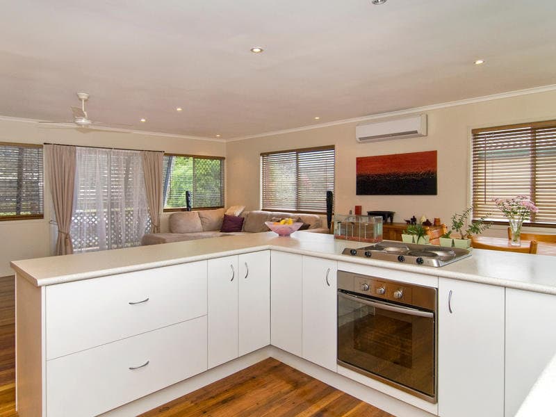 39 Bursaria Street, Everton Hills, Everton Hills - Thumbnail 7