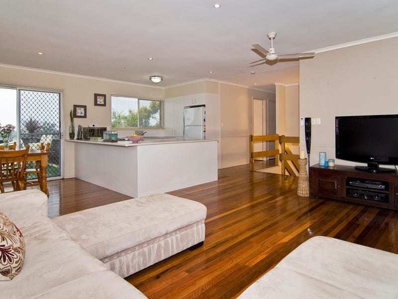 39 Bursaria Street, Everton Hills, Everton Hills - Thumbnail 8