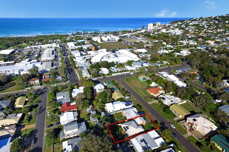 10 Sorrento Av, Coolum Beach, Coolum Beach - Image 1