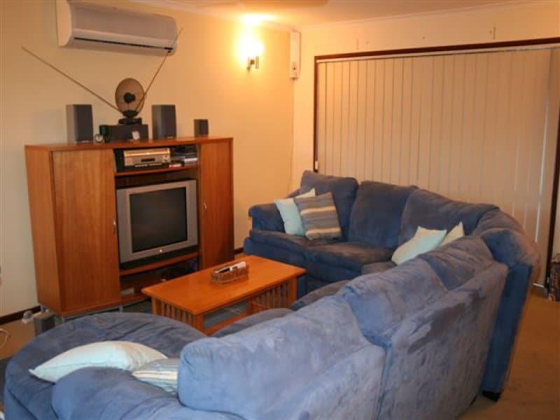 99 McGinn Road, Ferny Grove, Ferny Grove - Thumbnail 4