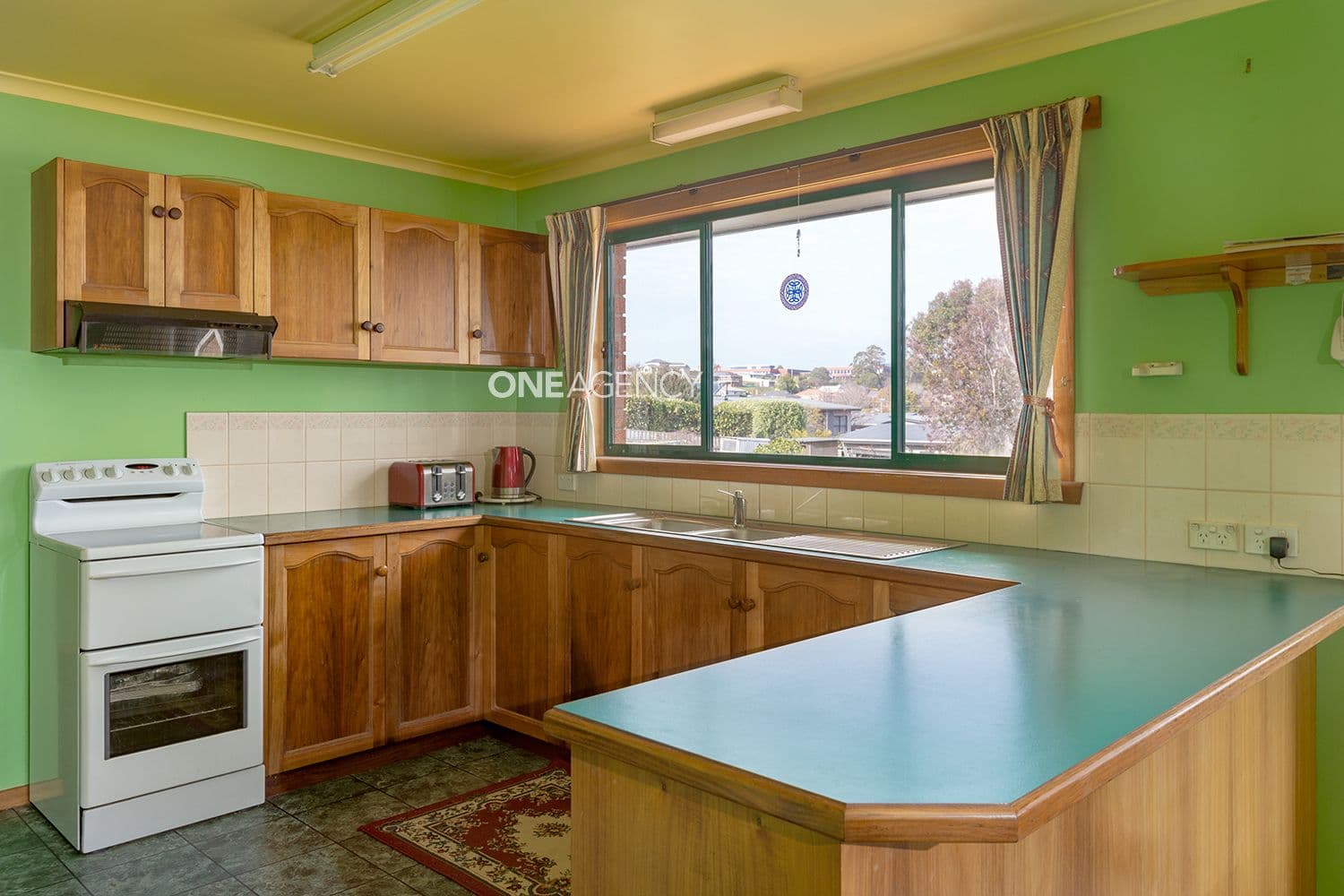 15 Mills Road, Park Grove, Park Grove - Thumbnail 7