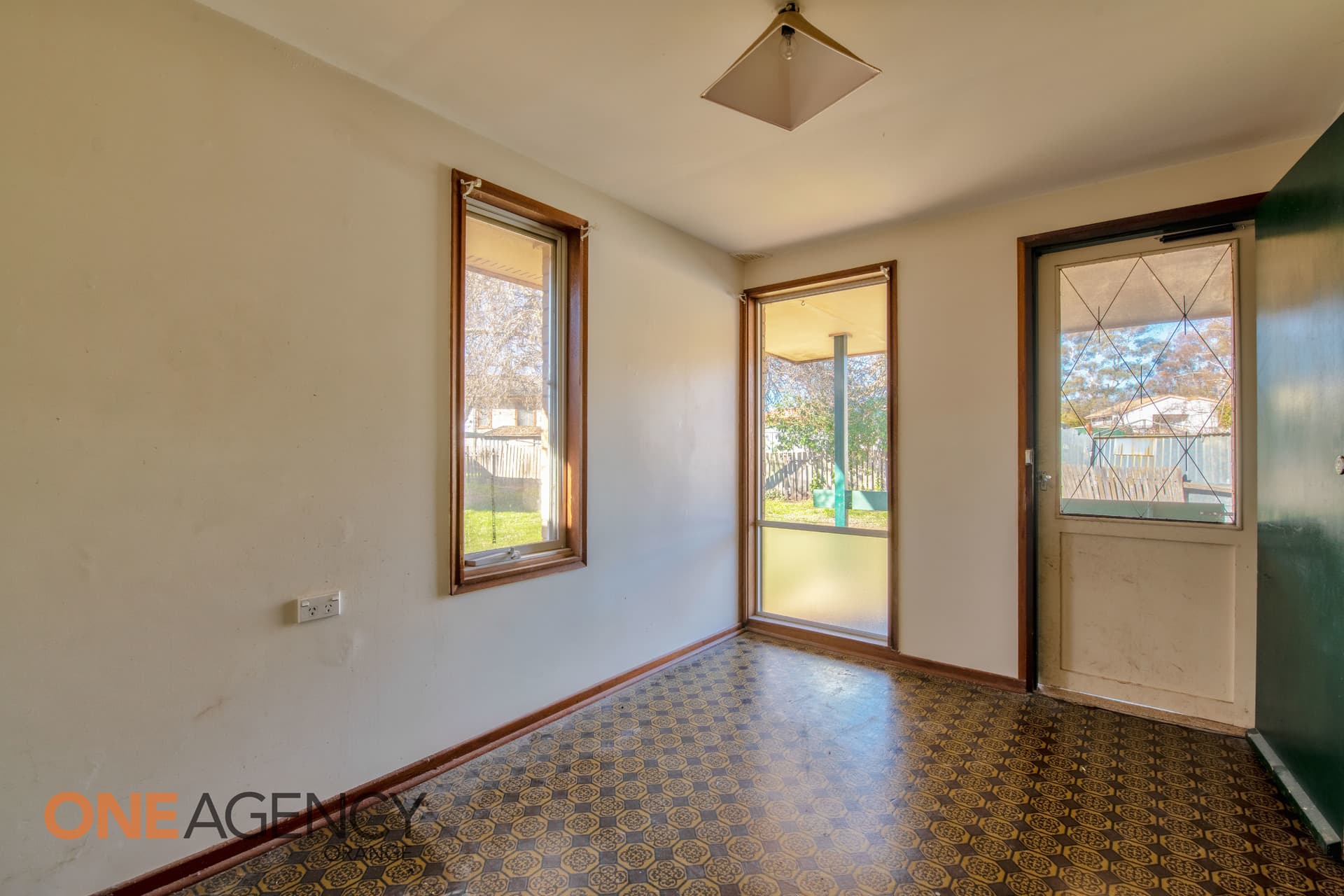 36 Currong Crescent, Orange, Orange - Thumbnail 2