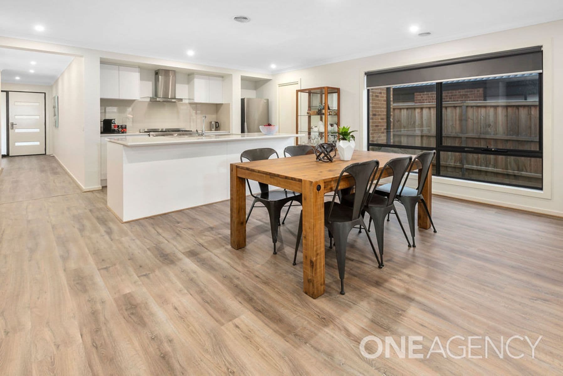 17 Wildflower Drive, Sunbury, Sunbury - Thumbnail 3