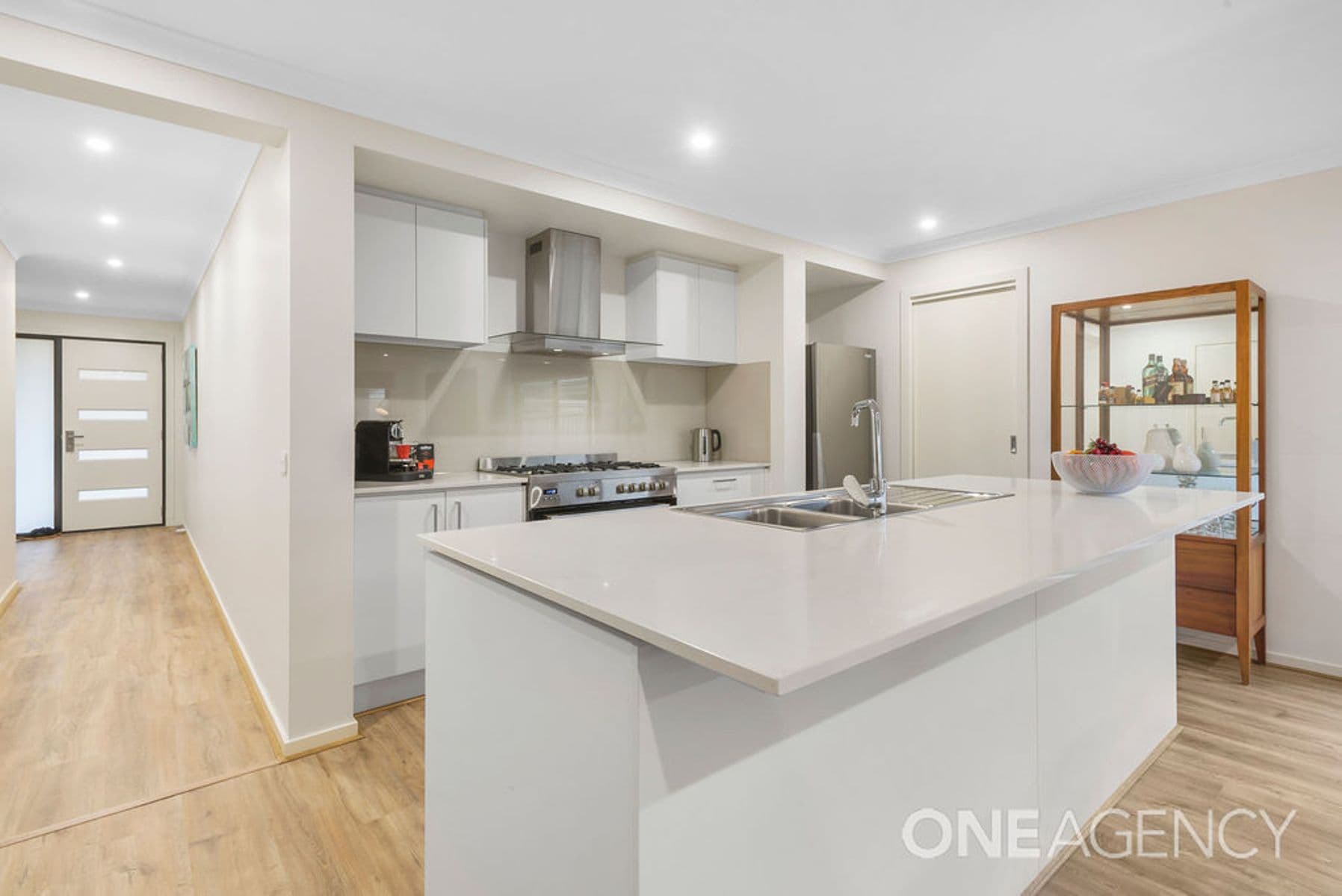 17 Wildflower Drive, Sunbury, Sunbury - Thumbnail 5