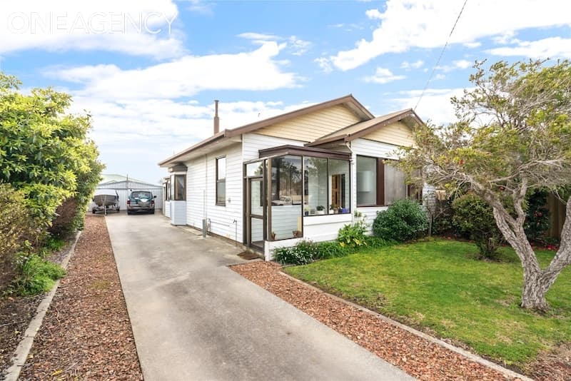 66 Nicholls Street, Devonport, Devonport - Image 1