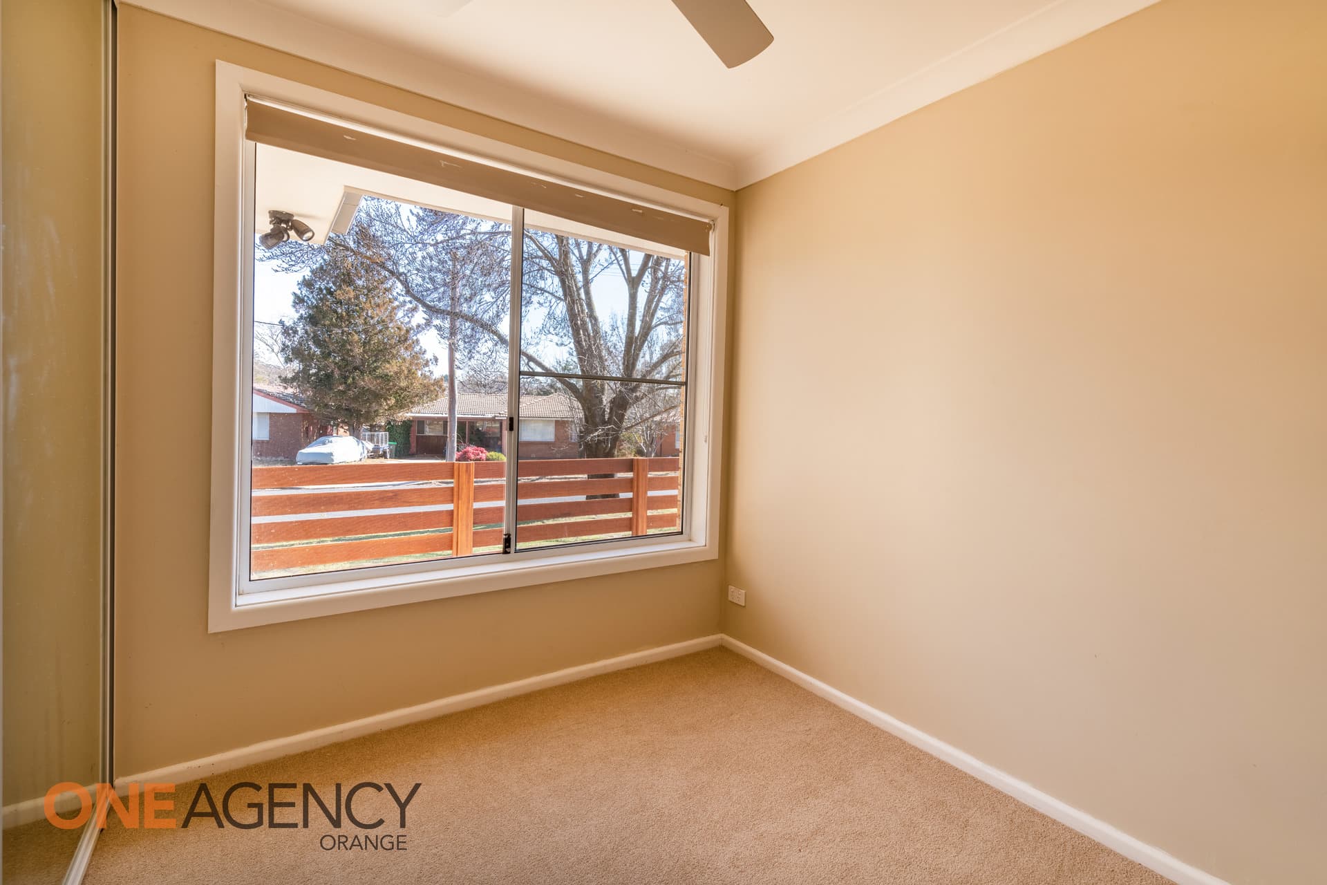 22 Sunny South Crescent, Orange, Orange - Thumbnail 6