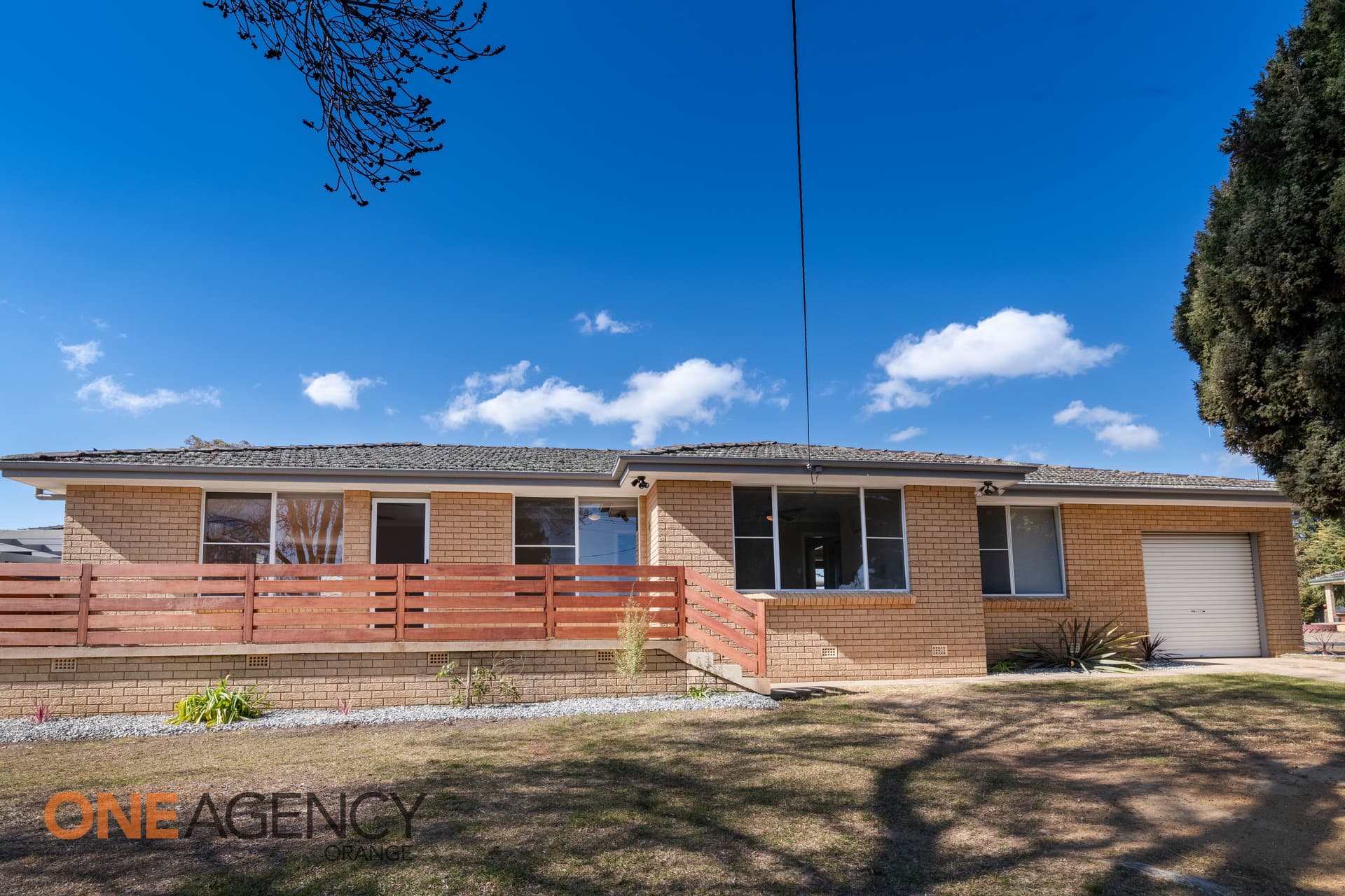 22 Sunny South Crescent, Orange, Orange - Image 1