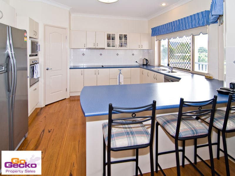 1 Meadowood Close, Samford Village, Samford Village - Thumbnail 4