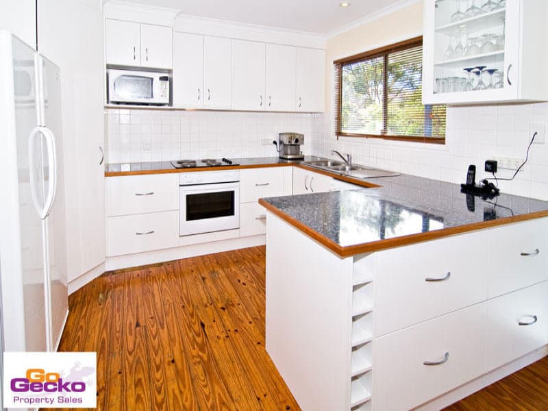 14 Tabulam Drive, Ferny Hills, Ferny Hills - Thumbnail 2