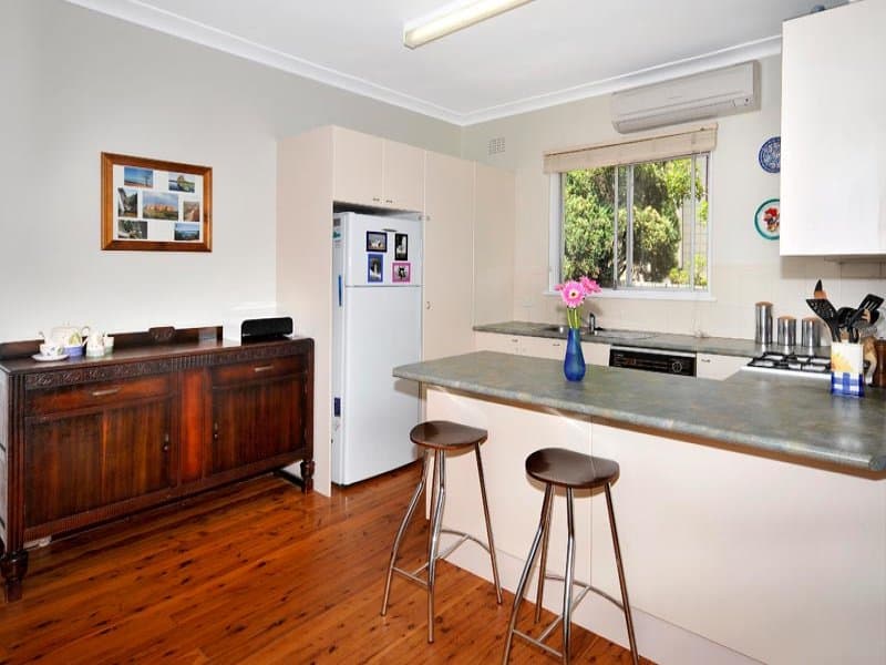 32 Harden Avenue, Northbridge, Northbridge - Thumbnail 4