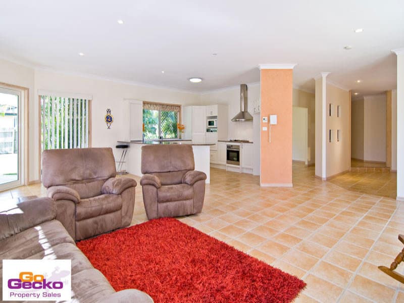 91 Glen Retreat Road, Mitchelton, Mitchelton - Thumbnail 4