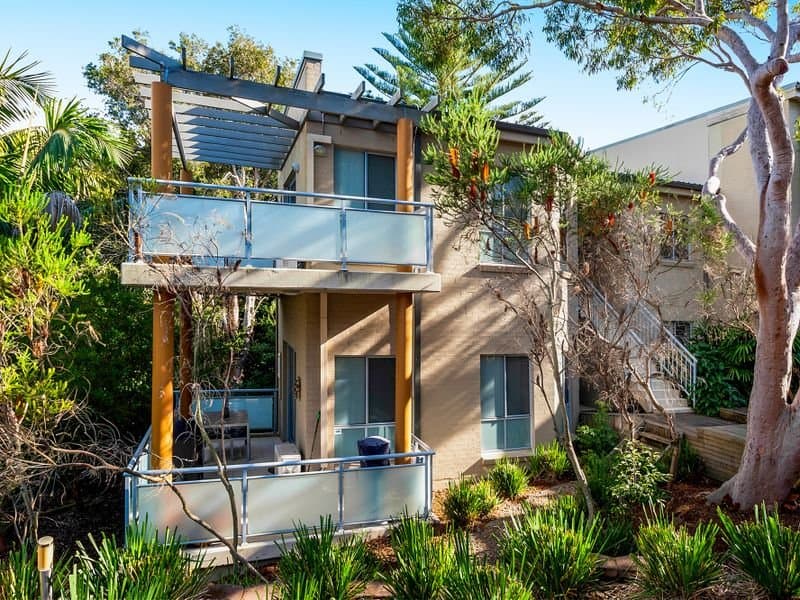 2/32 Sailors Bay Road, Northbridge, Northbridge - Image 1