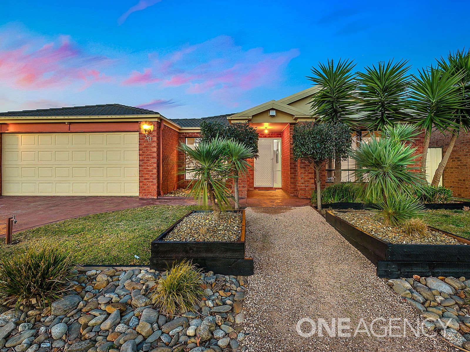 30 Pilgrim Drive, Hillside, Hillside - Thumbnail 2