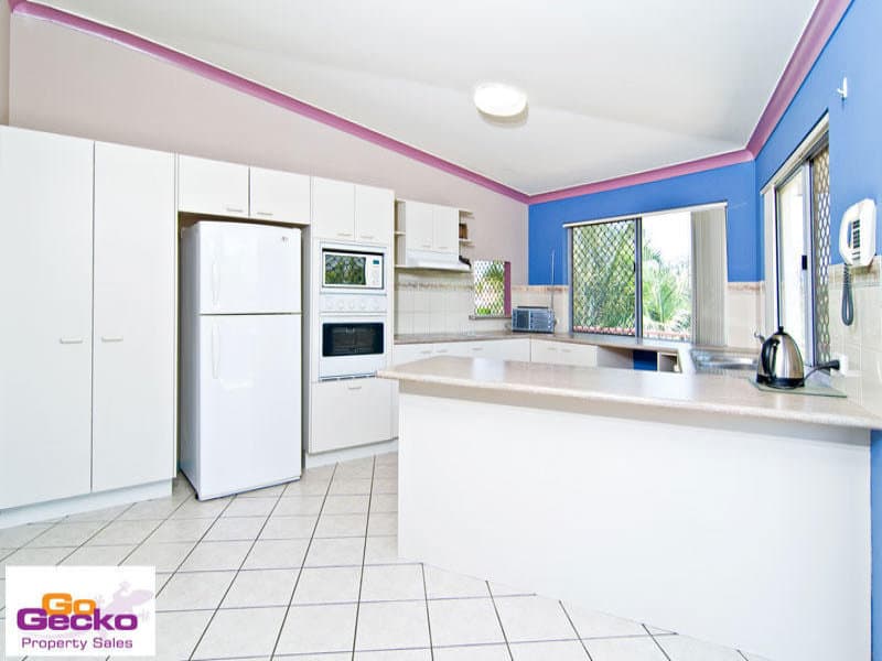 29 Redford Crescent, McDowall, Mcdowall - Thumbnail 4