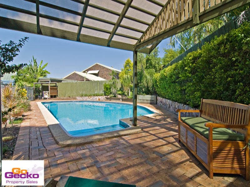12 Fiesta Court, Everton Hills, Everton Hills - Thumbnail 2