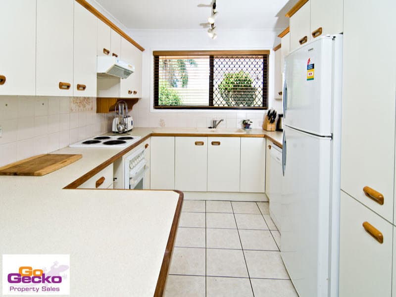 12 Fiesta Court, Everton Hills, Everton Hills - Thumbnail 3