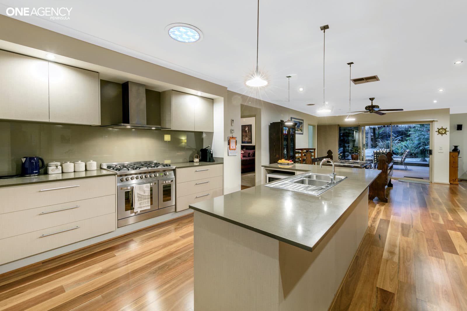 16 Dunmore Close, Langwarrin, Langwarrin - Thumbnail 3