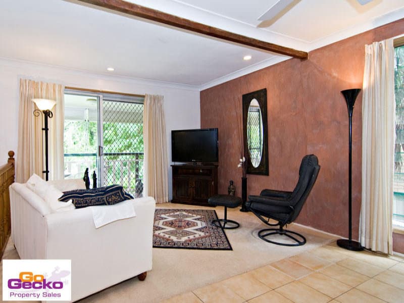 42 Folkstone Avenue, Albany Creek, Albany Creek - Thumbnail 8