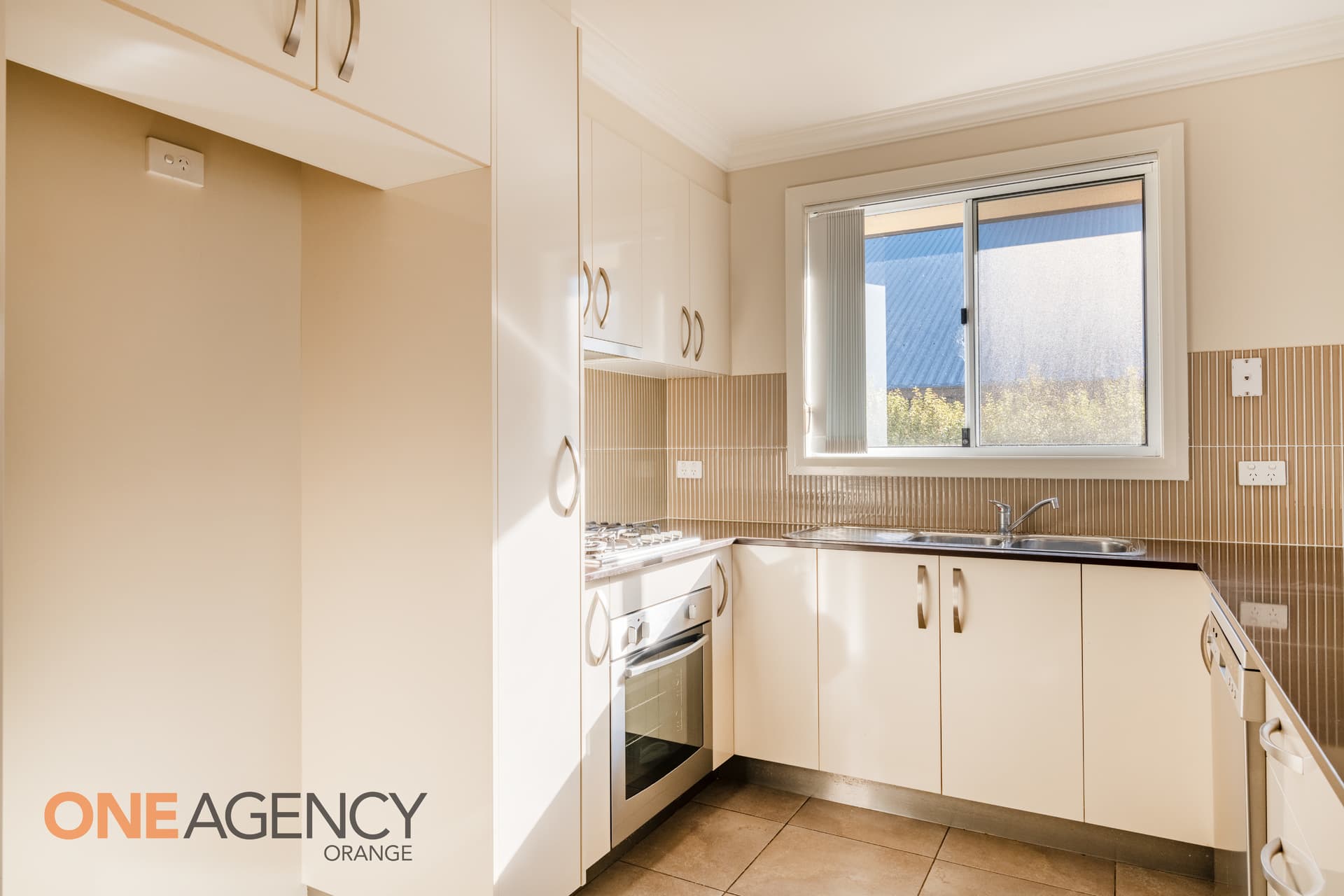 80D Forbes Road, Orange, Orange - Thumbnail 4