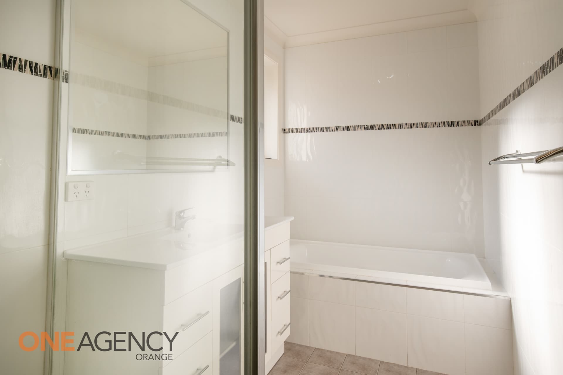 80D Forbes Road, Orange, Orange - Thumbnail 6