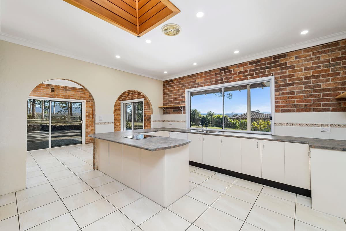 12 Majestic Lane, King Creek, King Creek - Thumbnail 5