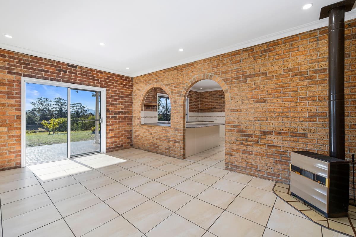 12 Majestic Lane, King Creek, King Creek - Thumbnail 6