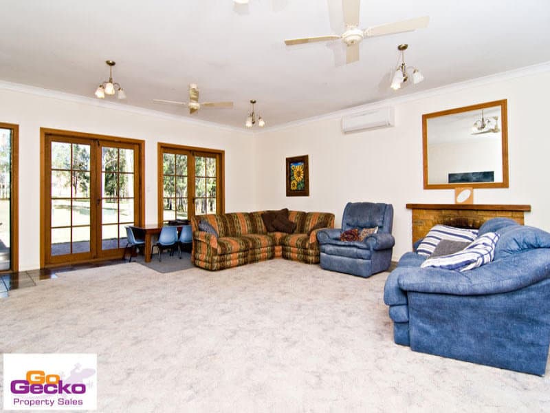 4 Starlight Court, Samford Village, Maroubra - Thumbnail 3