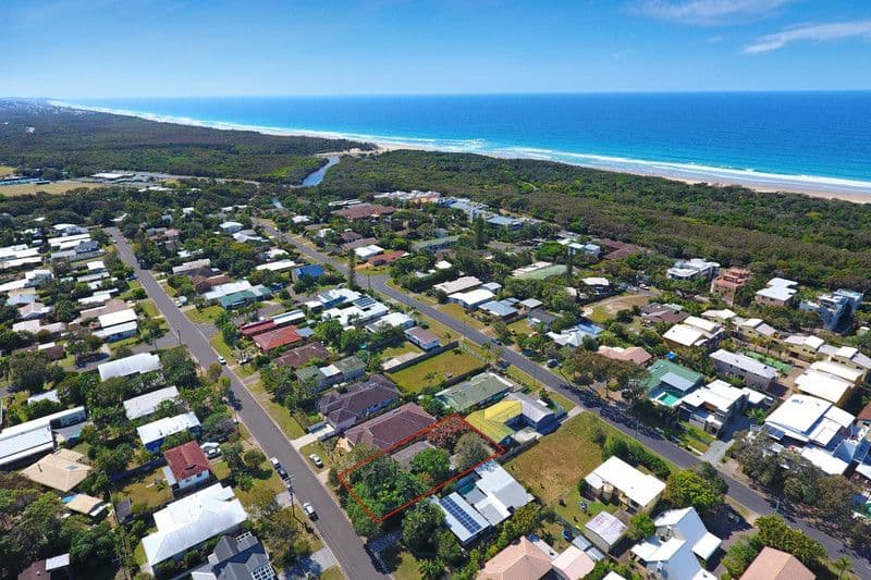 10 Third Avenue, Coolum Beach, Coolum Beach - Thumbnail 2