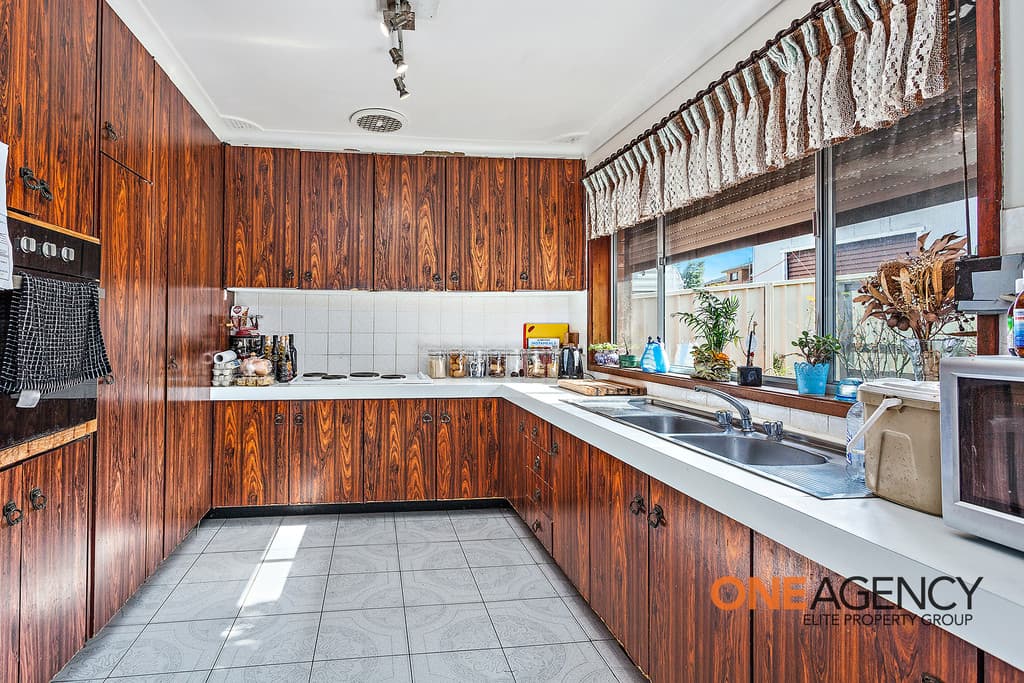 2 O'Connell Street, Barrack Heights, Barrack Heights - Image 1