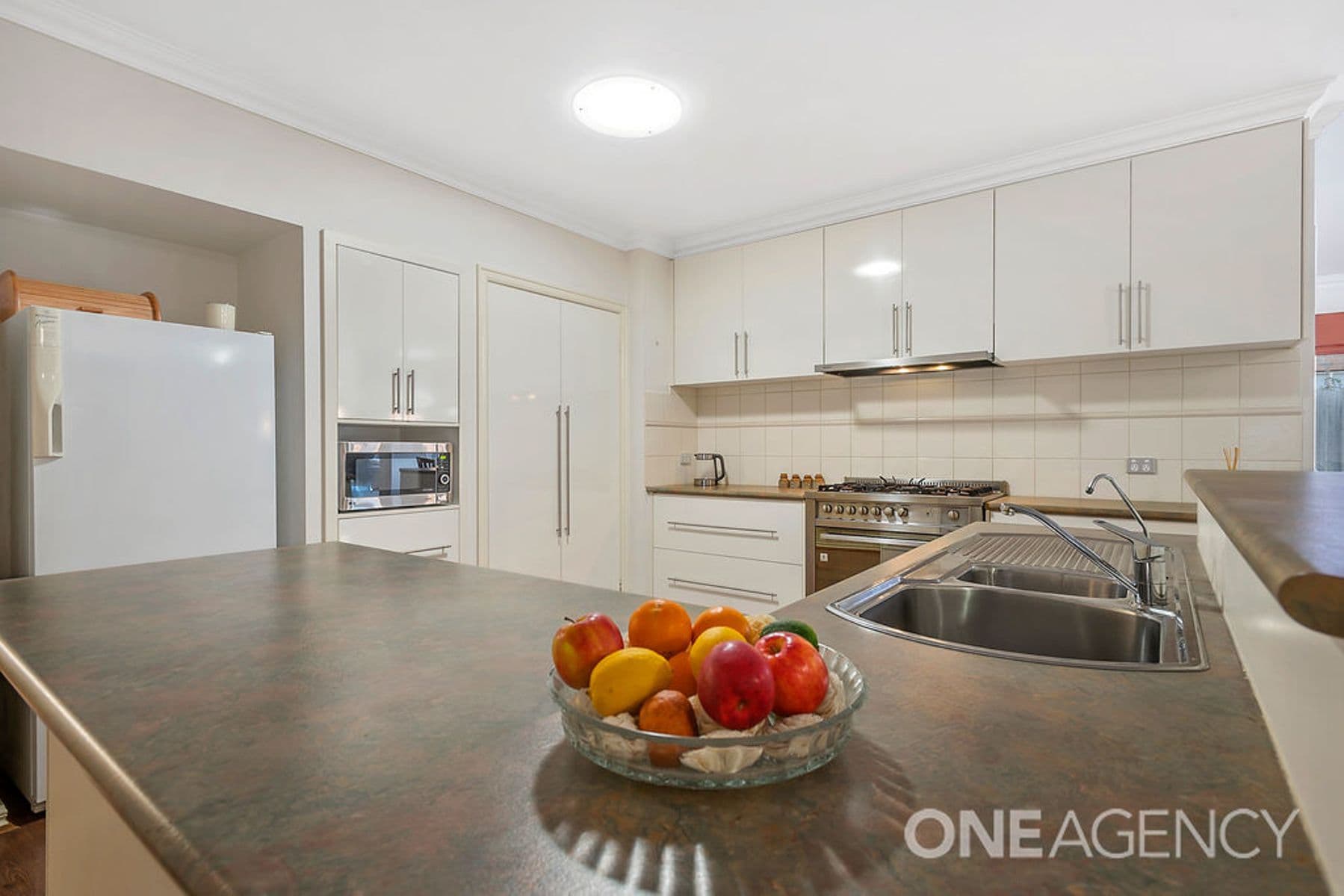 11 Sauvignon Court, Sunbury, Sunbury - Thumbnail 4