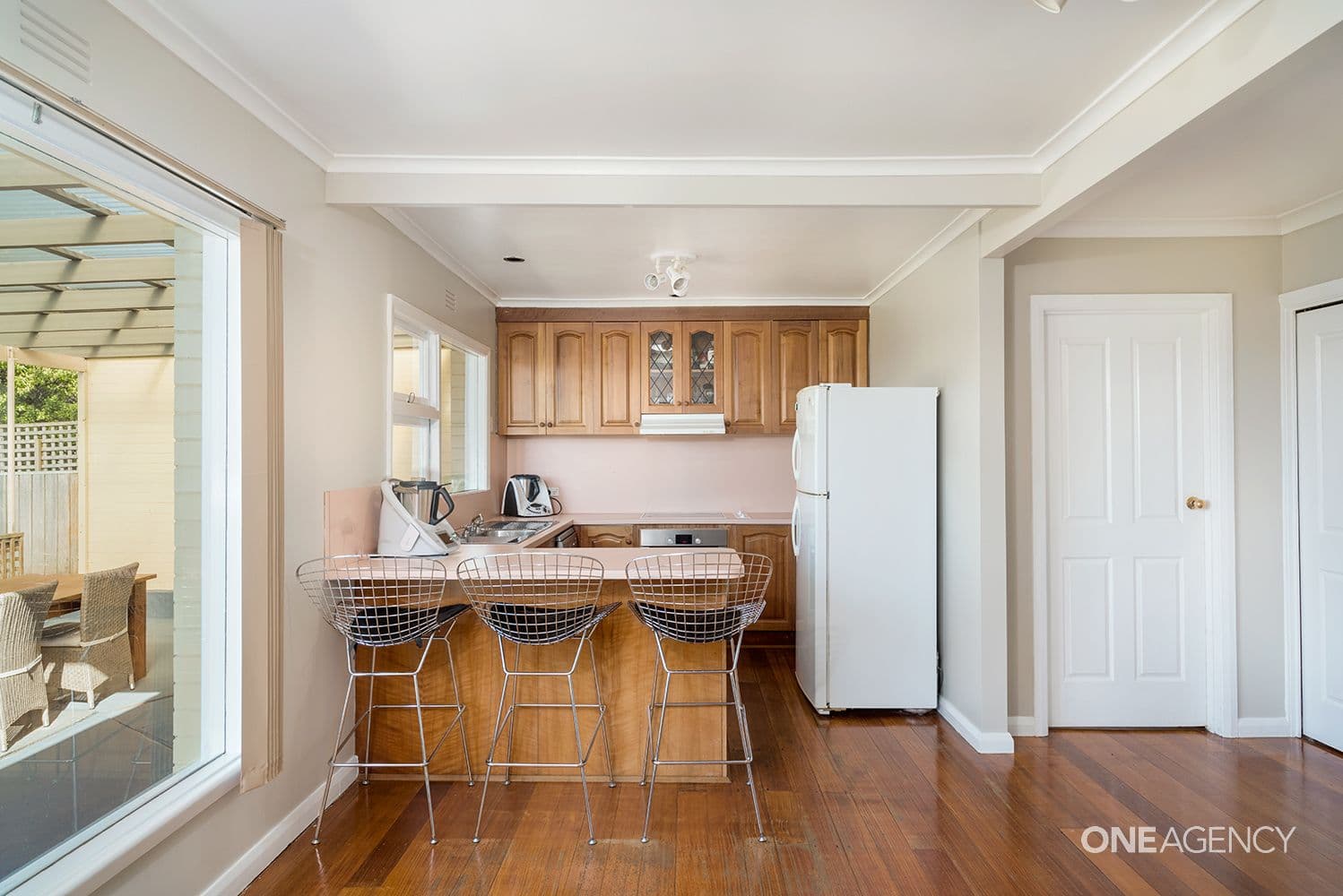 7 Richardson Crescent, Park Grove, Park Grove - Thumbnail 6