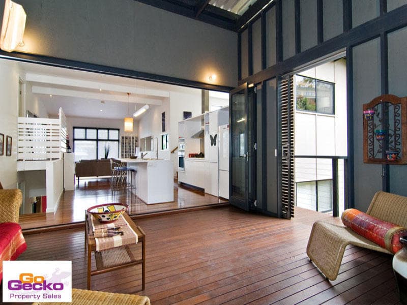 8 Bluewood Court, Ferny Hills, Ferny Hills - Thumbnail 5