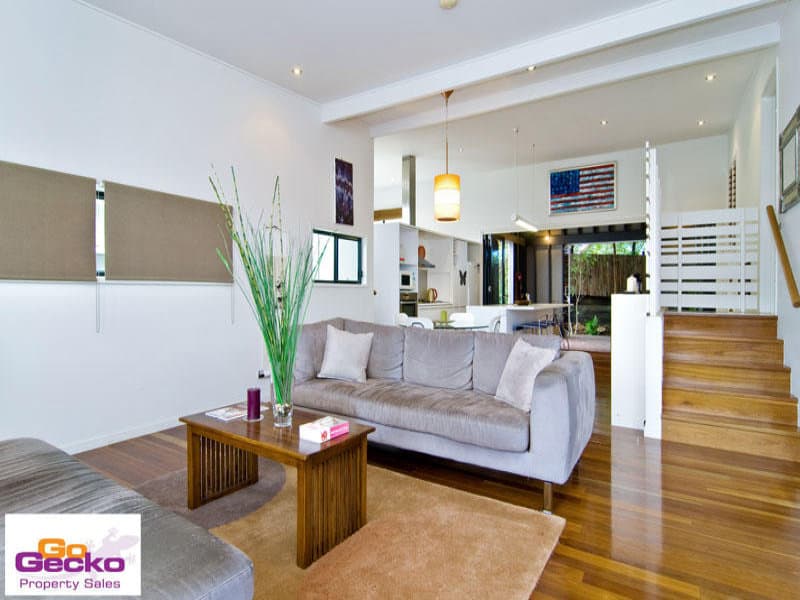 8 Bluewood Court, Ferny Hills, Ferny Hills - Thumbnail 7