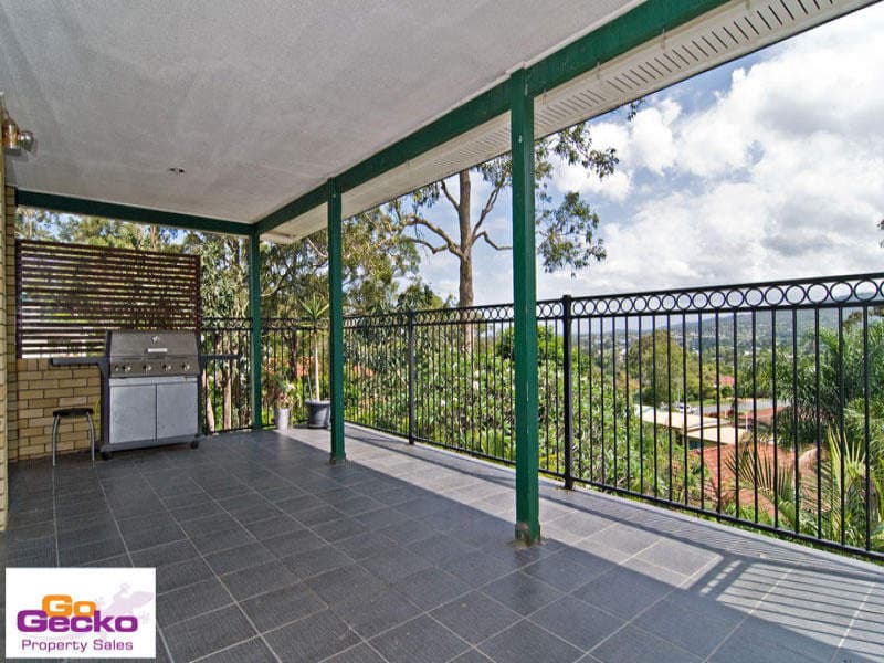 940 South Pine Road, Everton Hills, Everton Hills - Thumbnail 4