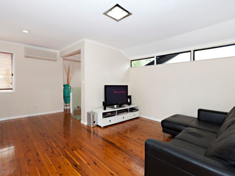 13 Longford Street, Everton Hills, Everton Hills - Thumbnail 6