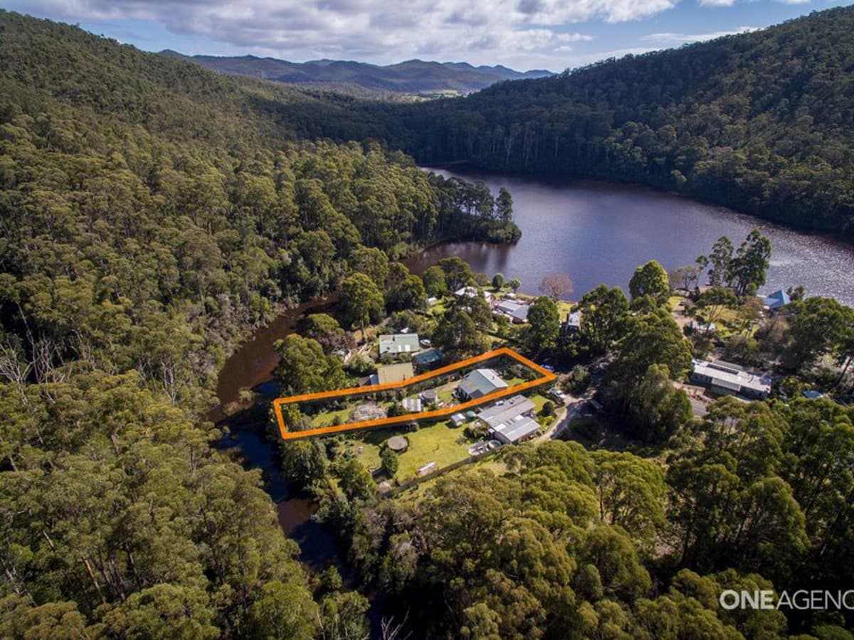 5 Tink Taylor Avenue, Sisters Beach, Sisters Beach - Image 1