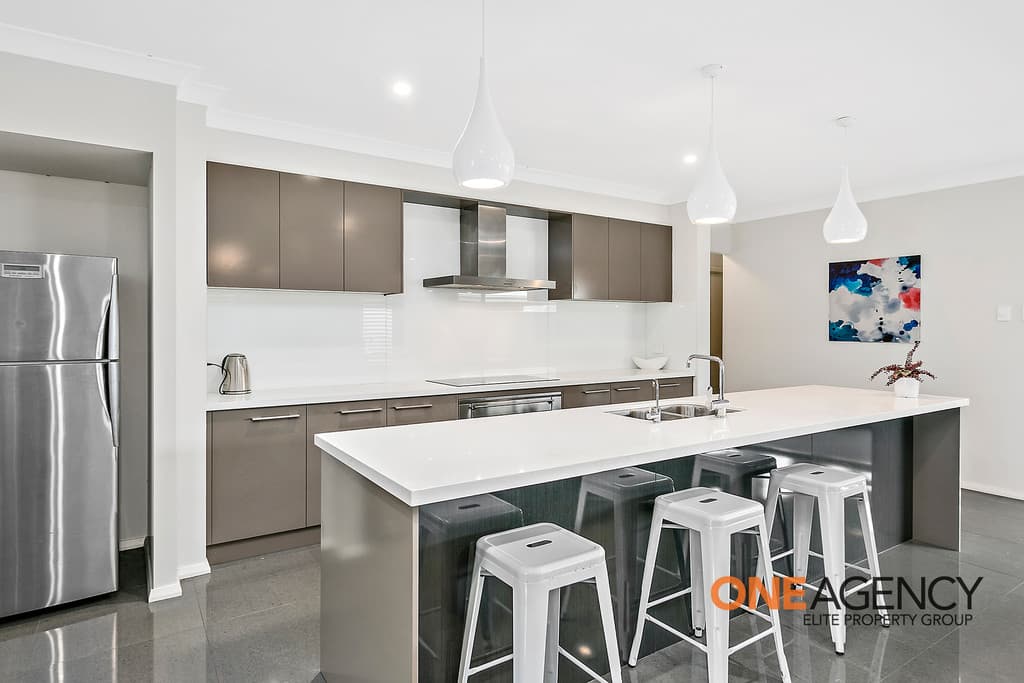 27 Peninsula Avenue, Haywards Bay, Haywards Bay - Thumbnail 3